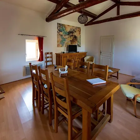 Gites Provence Et Nature - Entre Luberon Et Monts De Vaucluse Cabrieres-d'Avignon Room photo