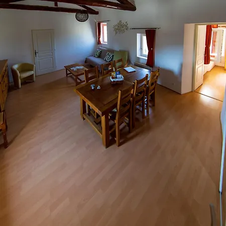 Gites Provence Et Nature - Entre Luberon Et Monts De Vaucluse Cabrieres-d'Avignon Room photo